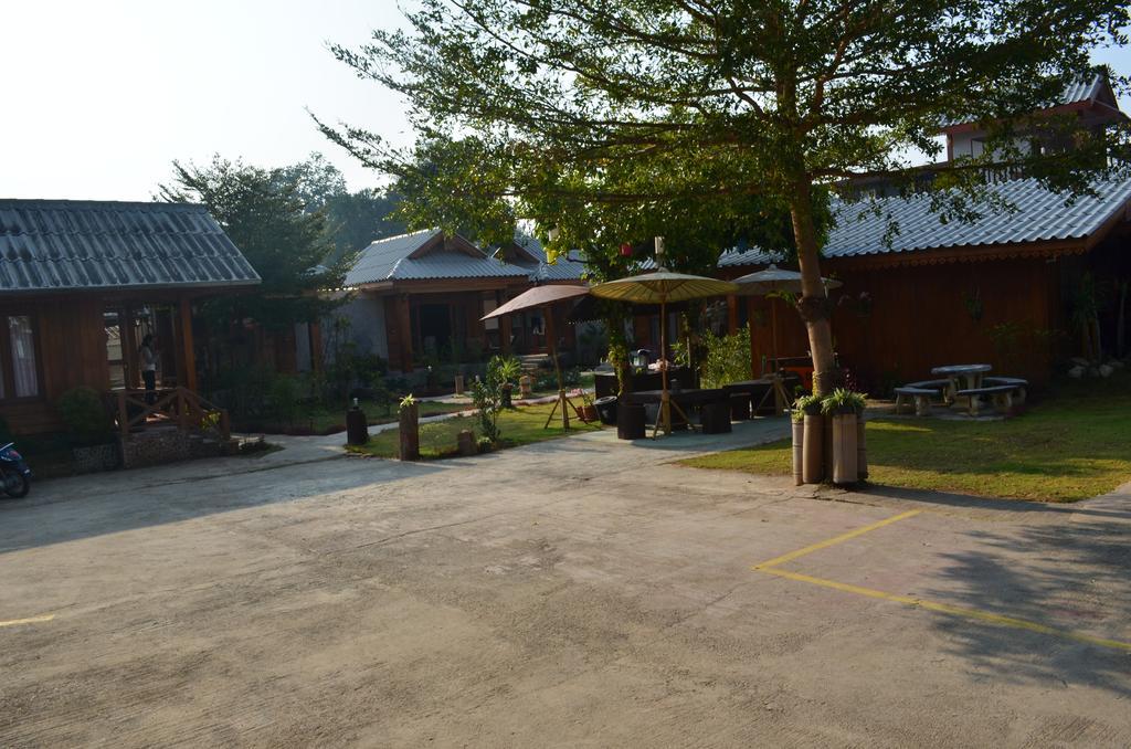 Baan Aew Pai Hotel Ngoại thất bức ảnh